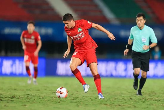 艳妇臀荡乳欲伦岳txt下载